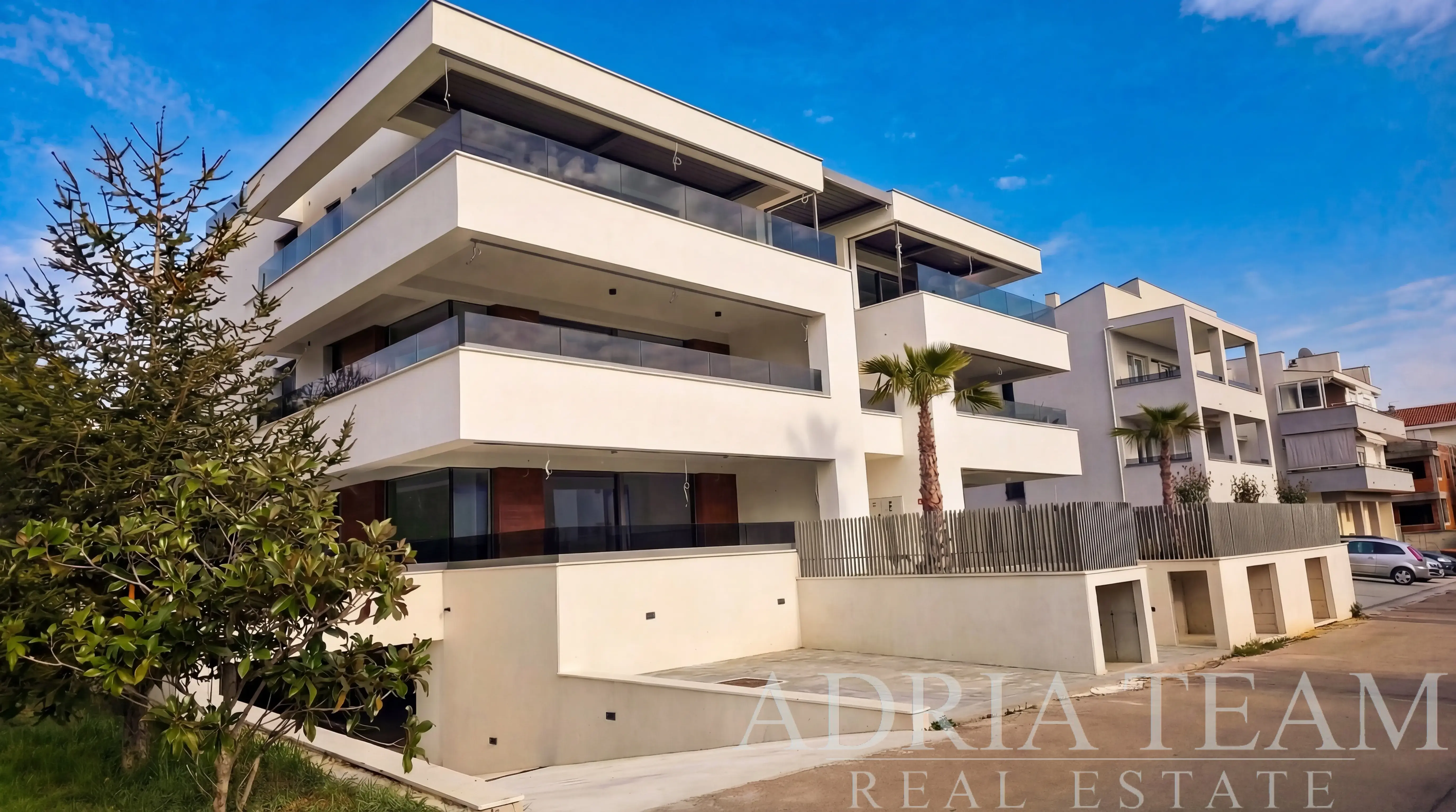 PENTHOUSE S6 S TRI SPAVAĆE SOBE I KROVNOM TERASOM – ZADAR, BORIK